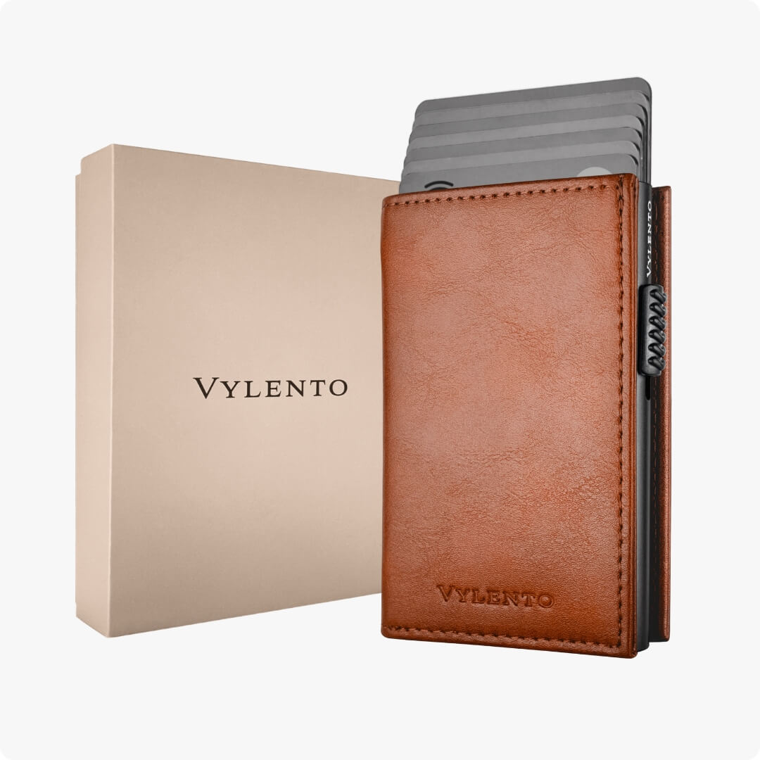 Discovery Card Holder Cognac Brown