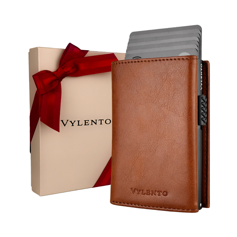Expedition Card Holder