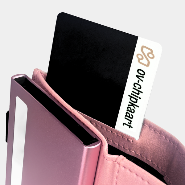 Ticket &amp; Quick Scan Compartment